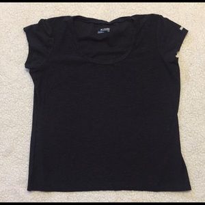 Columbia Sportswear women’s tshirt size L